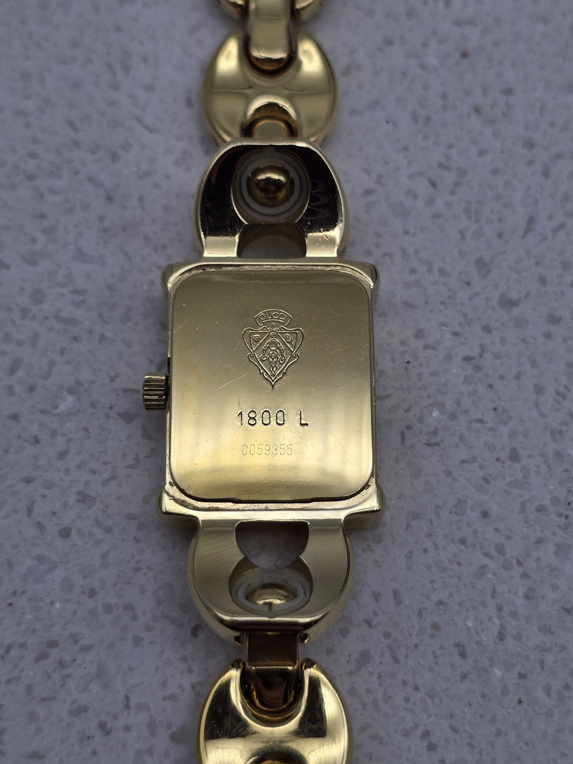 GUCCI 1800L - zegarek vintage na bransolecie, dwa wymienne paski, komplet z pudełkiem - obrazek 4