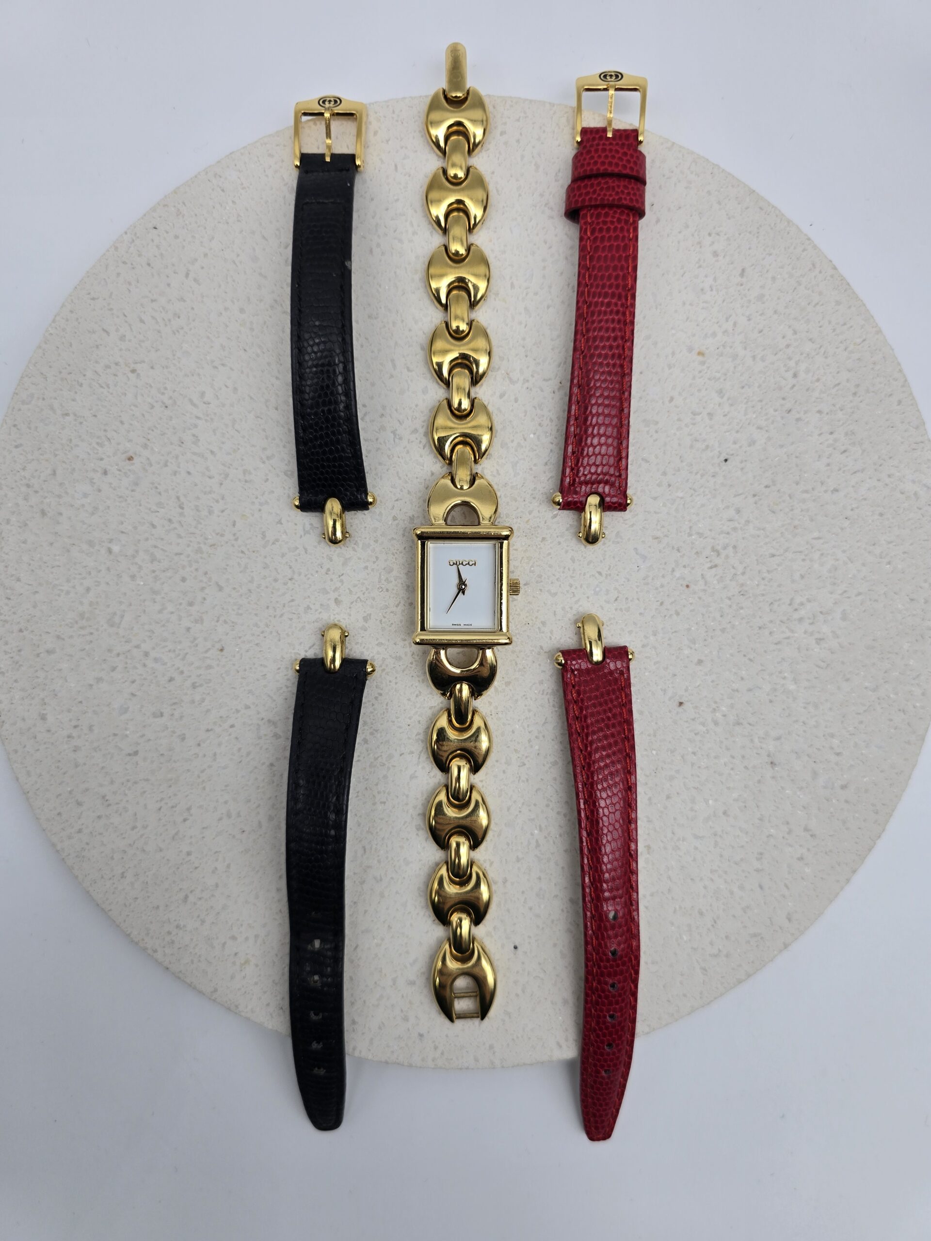 GUCCI 1800L - zegarek vintage na bransolecie, dwa wymienne paski, komplet z pudełkiem - obrazek 2