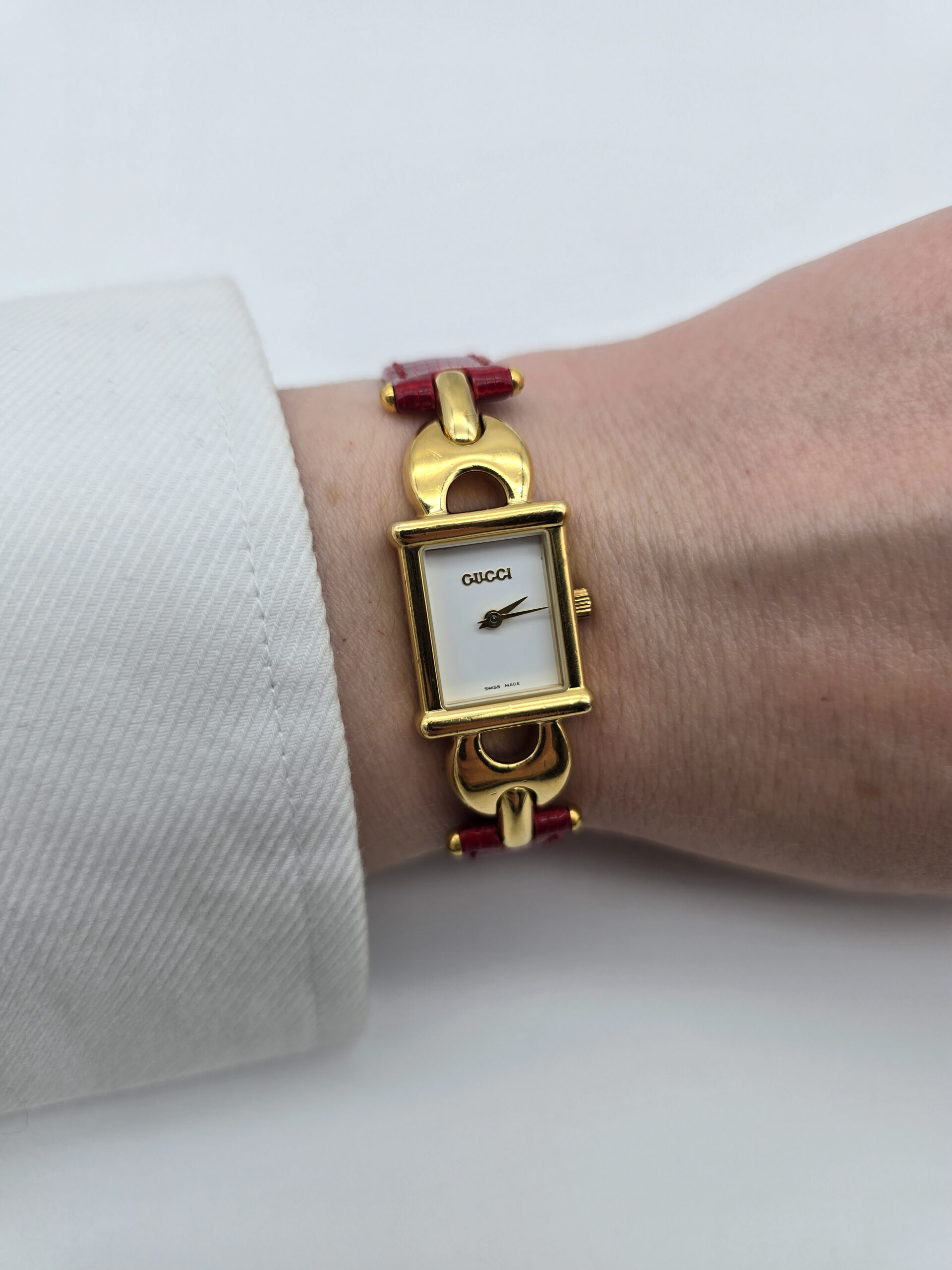 GUCCI 1800L - zegarek vintage na bransolecie, dwa wymienne paski, komplet z pudełkiem - obrazek 10