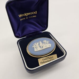 WEDGWOOD - broszka vintage, kamea, srebro 925, oryginalne pudełko