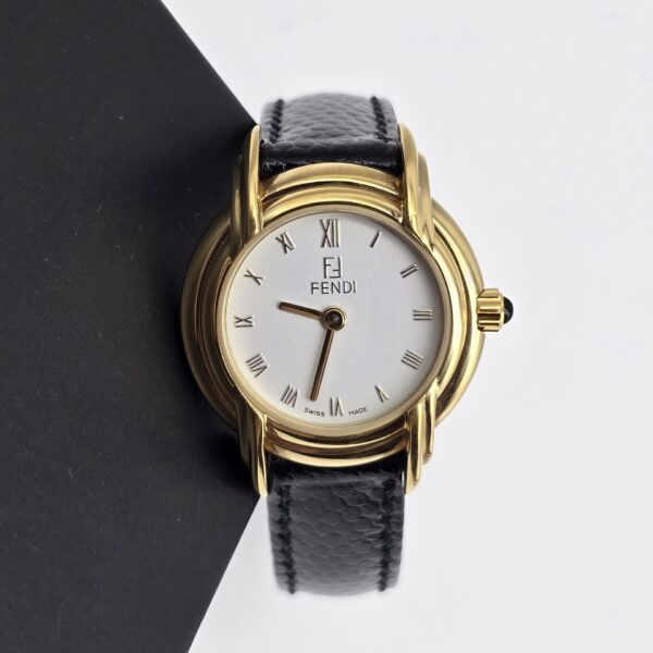 FENDI 300L - minimalistyczny zegarek vintage, biała tarcza, złota koperta, czarny pasek, oryginalne pudełko