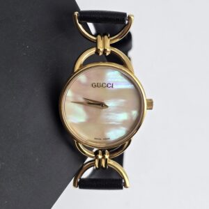 GUCCI - zegarek vintage z perłową tarczą