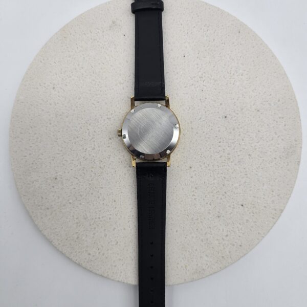 OMEGA GENEVE AUTOMATIC – Zegarek unisex vintage widok na tył