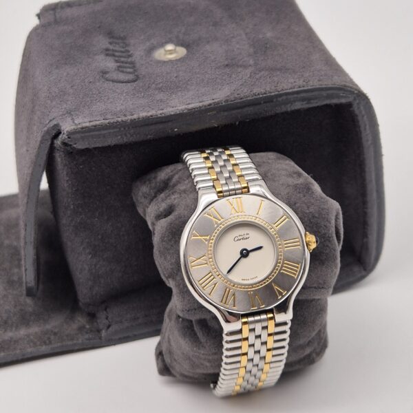 CARTIER - zegarek vintage na bransolecie na poduszce