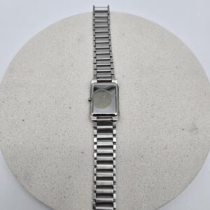 YSL - srebrny zegarek vintage z prostokątną kopertą widok na tył