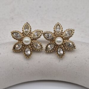 CHRISTIAN DIOR - kolczyki vintage kwiaty z perłą i kryształami