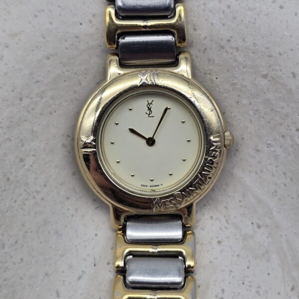 YSL - delikatny zegarek vintage na bransolecie