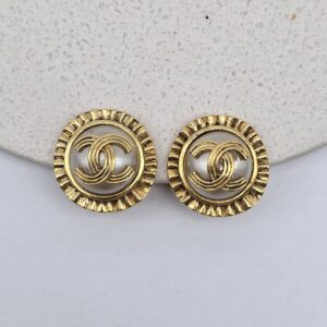 CHANEL - złote klipsy vintage z perłą