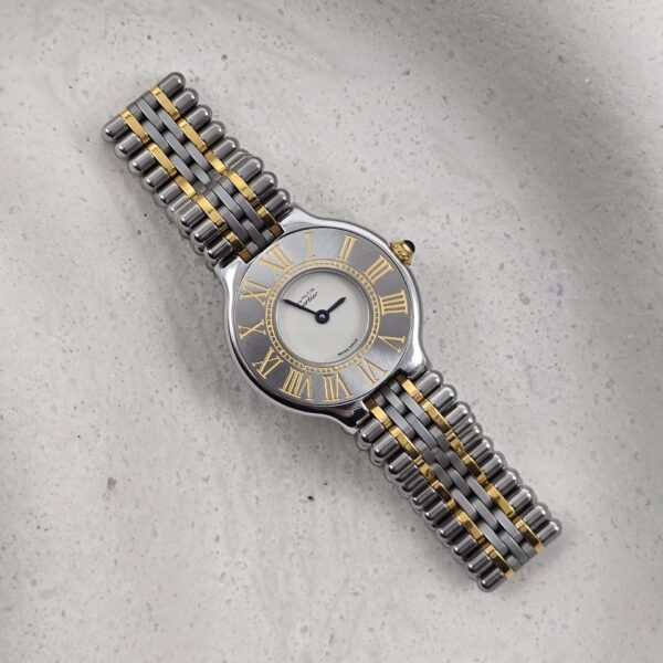 MUST DE CARTIER 21 - delikatny zegarek vintage widok z góry