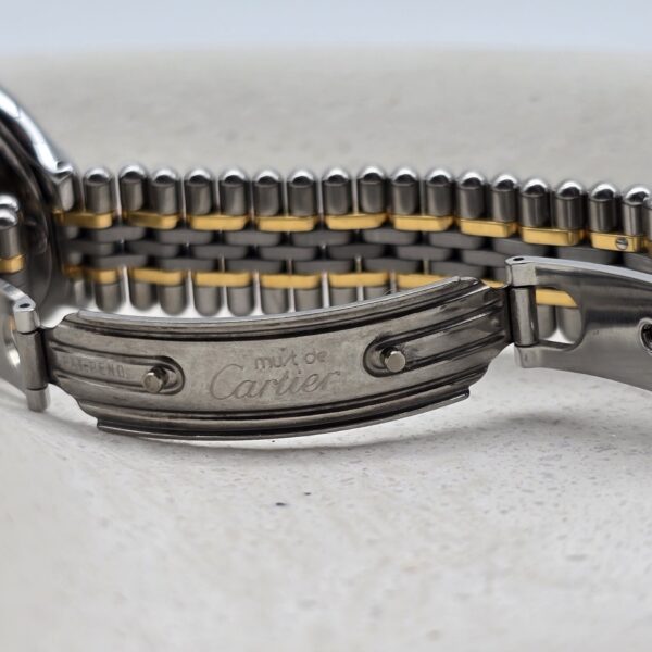 MUST DE CARTIER 21 - delikatny zegarek vintage zbliżenie na detal