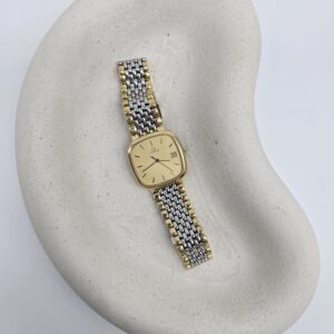 OMEGA DE VILLE - zegarek vintage na bransolecie widok na przód