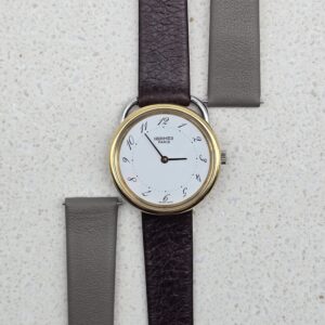 HERMÈS ARCEAU - zegarek vintage na brązowym pasku zestaw pasków