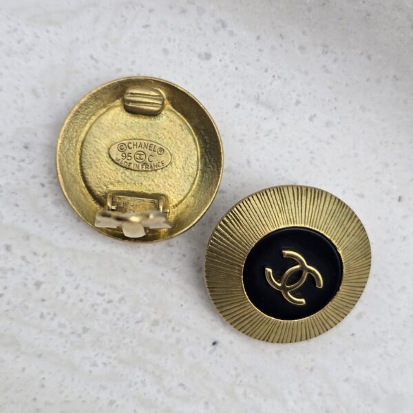 CHANEL - klipsy vintage z logo sygnowanie