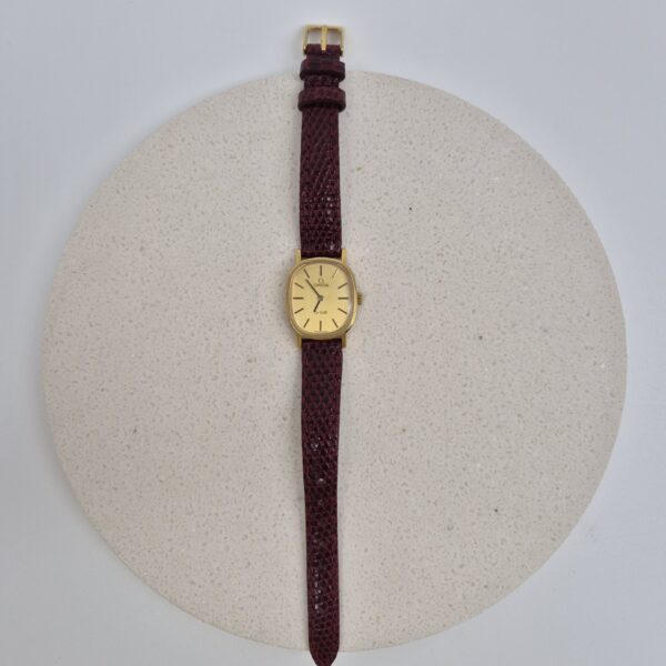 OMEGA De Ville - mechaniczny zegarek vintage 1979 r. cały przód