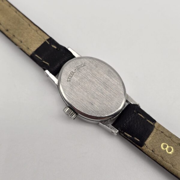 OMEGA - delikatny zegarek vintage z 1969r tył