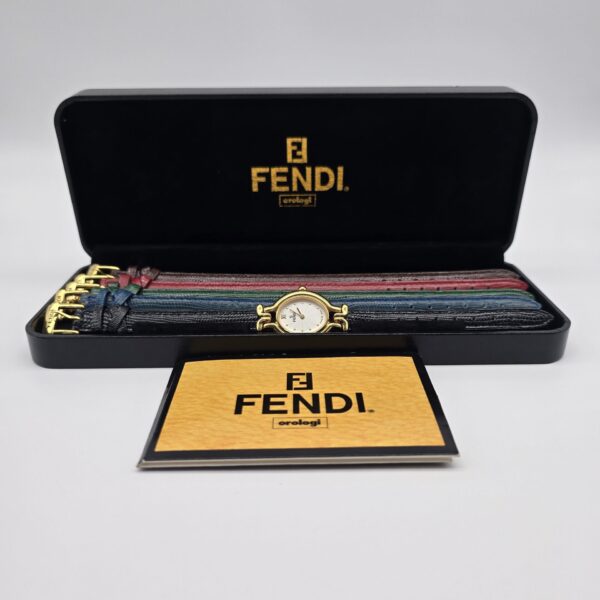 FENDI CHAMELEON - zegarek vintage z wymiennymi paskami