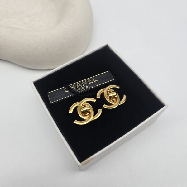 CHANEL - klipsy vintage turnlock w pudełku