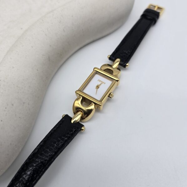 GUCCI - minimalistyczny zegarek vintage czarny