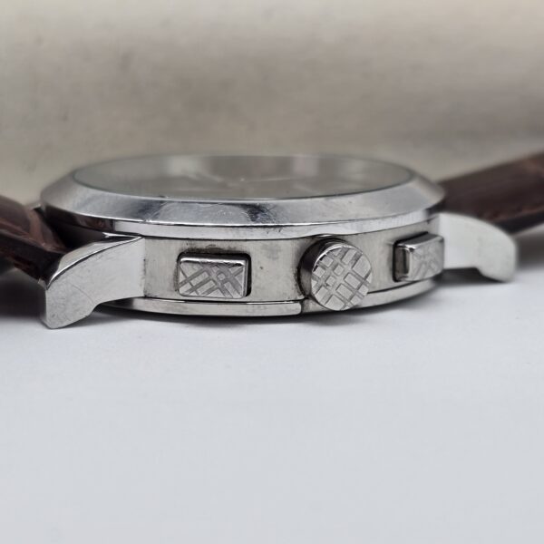 BURBERRY - zegarek z chronografem koronka
