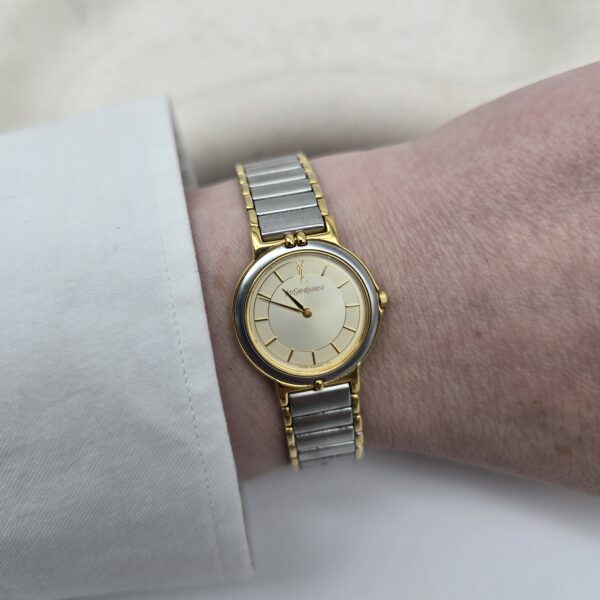 YVES SAINT LAURENT - klasyczny zegarek vintage na ręce
