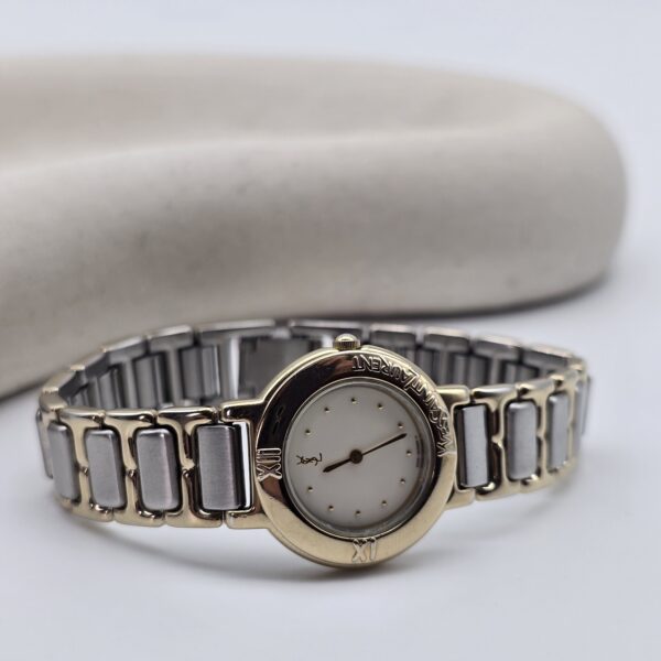 YSL – minimalistyczny zegarek vintage artystyczne