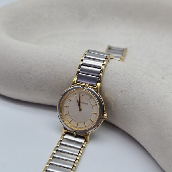 YSL– klasyczny zegarek vintage na bransolecie, lata 90. front