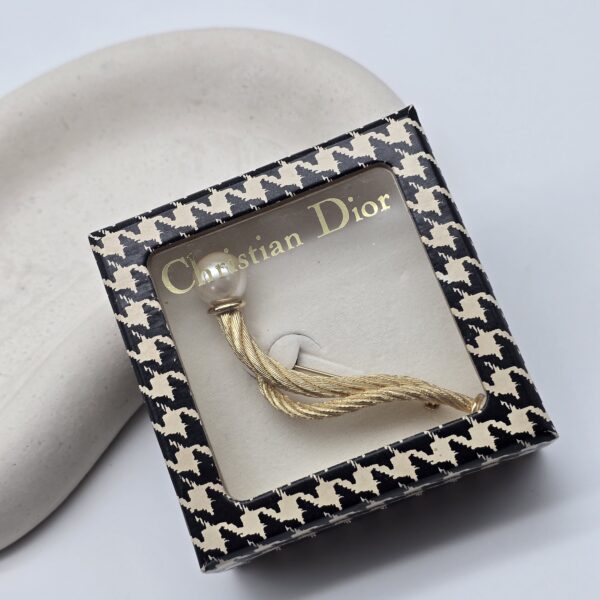 DIOR – Pleciona broszka vintage z perłami