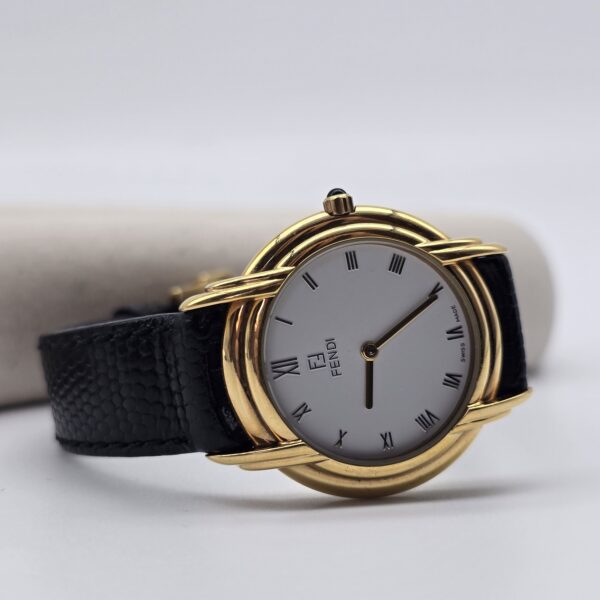 FENDI- elegancki zegarek vintage na pasku, lata 90.