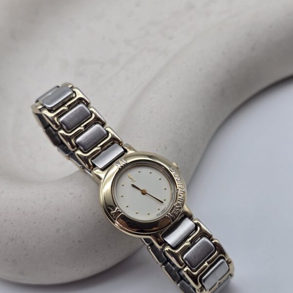 YSL – minimalistyczny zegarek vintage