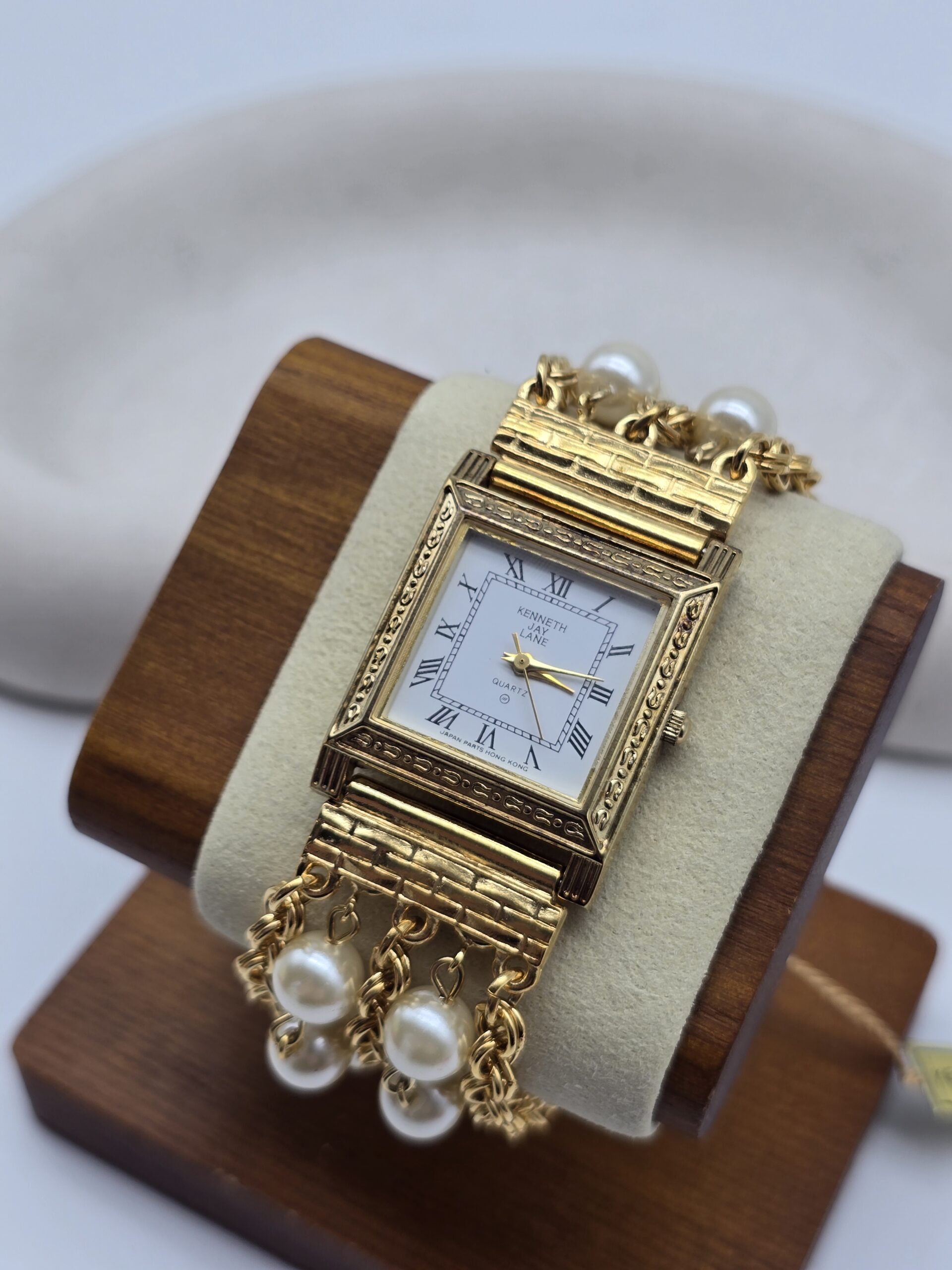 KENNETH JAY LANE - elegancki zegarek vintage z perłami, lata 90. front