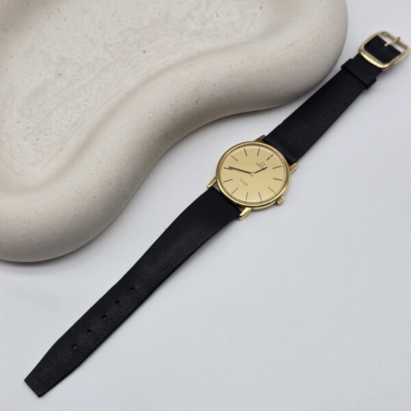 OMEGA - zegarek vintage z szampańską tarczą, De Ville, lata 70. przód