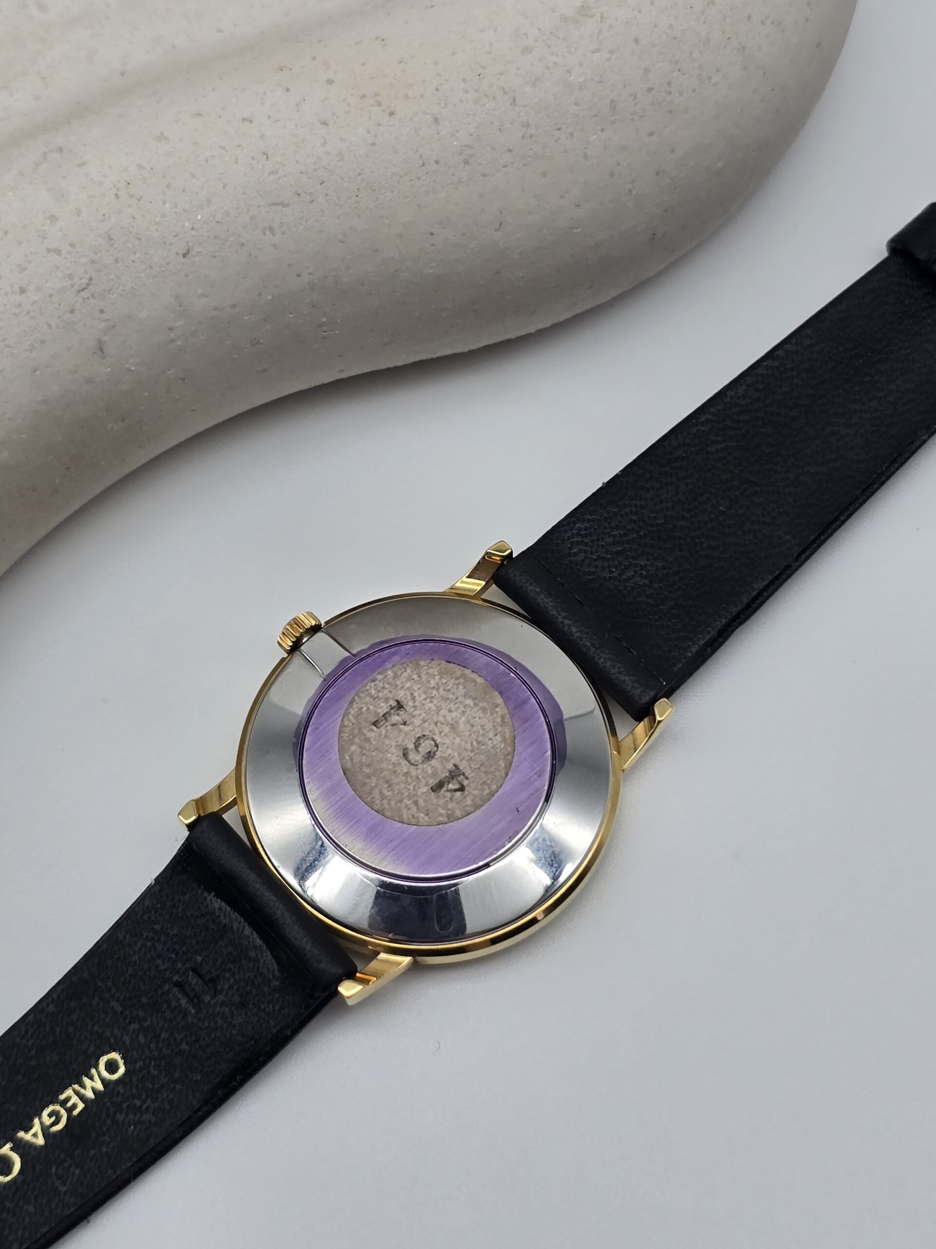 OMEGA - zegarek vintage z szampańską tarczą, De Ville, lata 70. dekiel