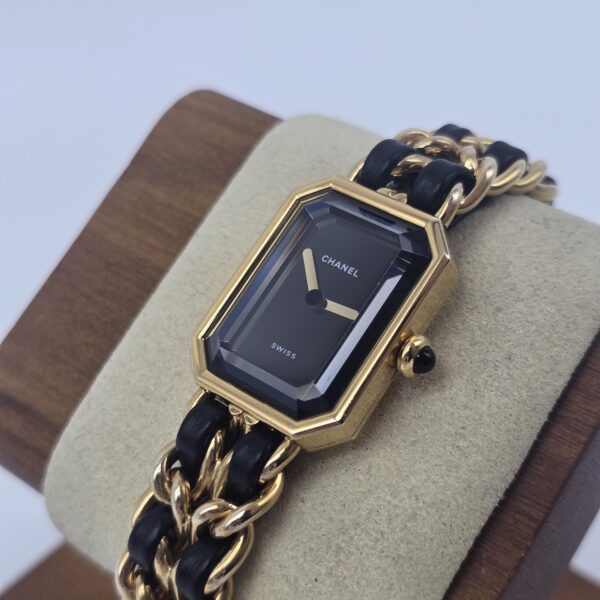 "CHANEL- model Chanel Première, lata 80." stojak