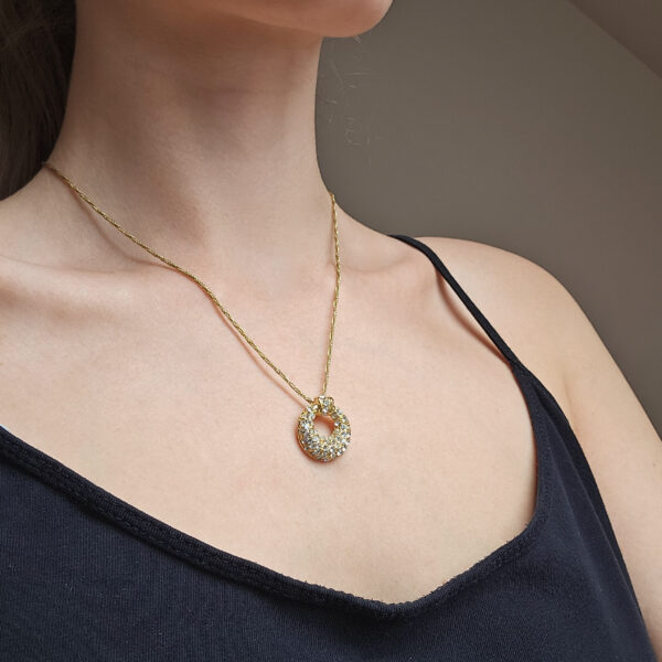 YSL - złoty komplet vintage z kryształkami, lata 90. na modelce