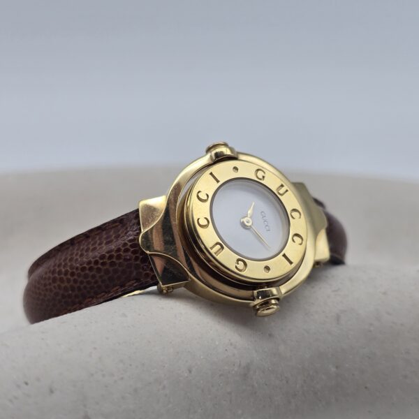 GUCCI - elegancki zegarek vintage z brązowym paskiem, lata 90.