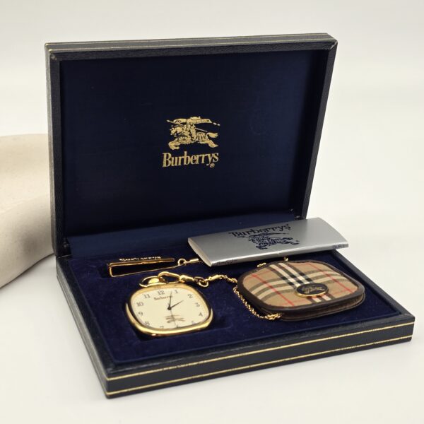 BURBERRY - kieszonkowy zegarek vintage z jasną tarczą
