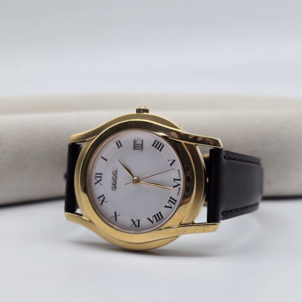 GUCCI - elegancki zegarek vintage z rzymskimi indeksami, lata 90.