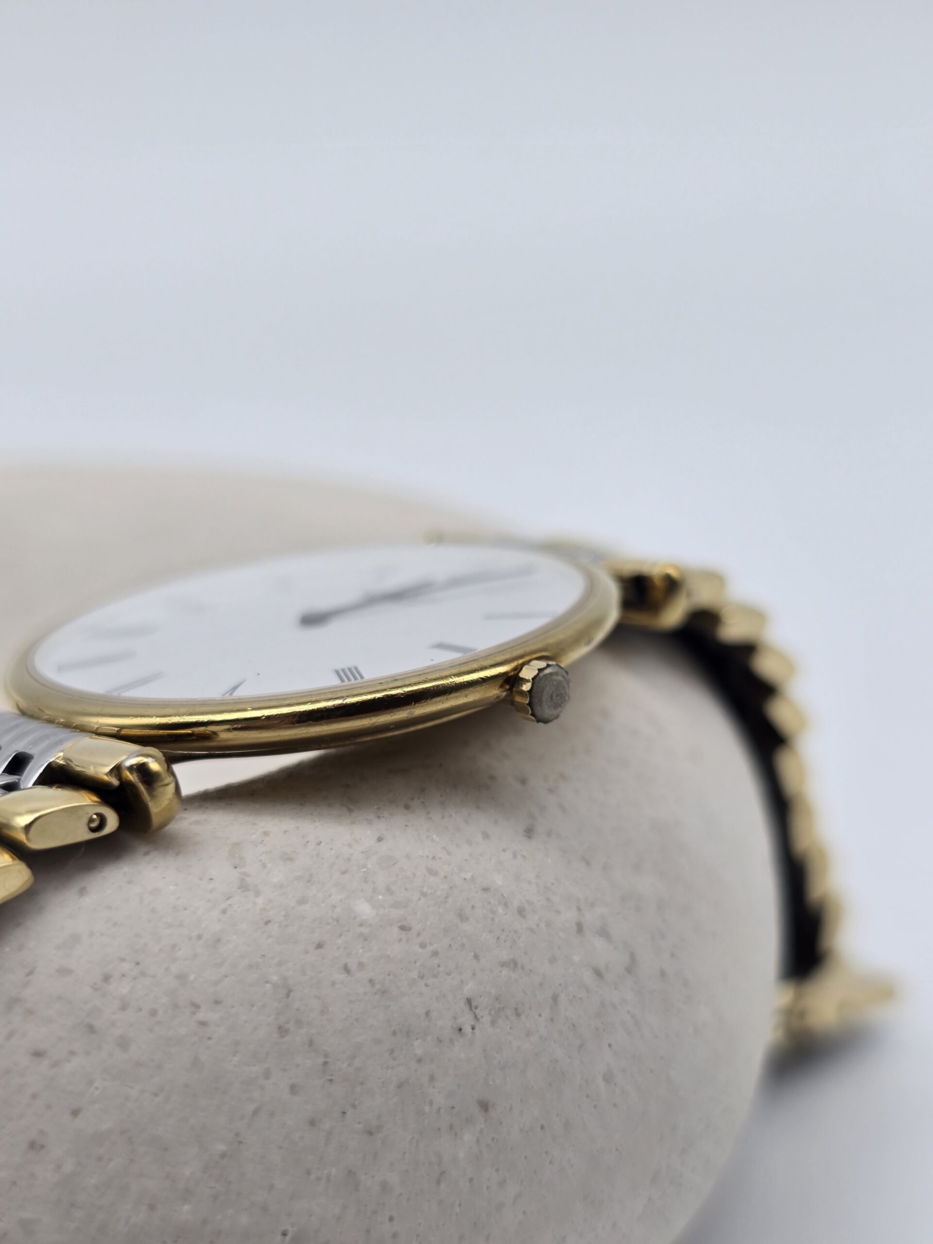 LONGINES - elegancki zegarek vintage z rzymskimi indeksami koronka