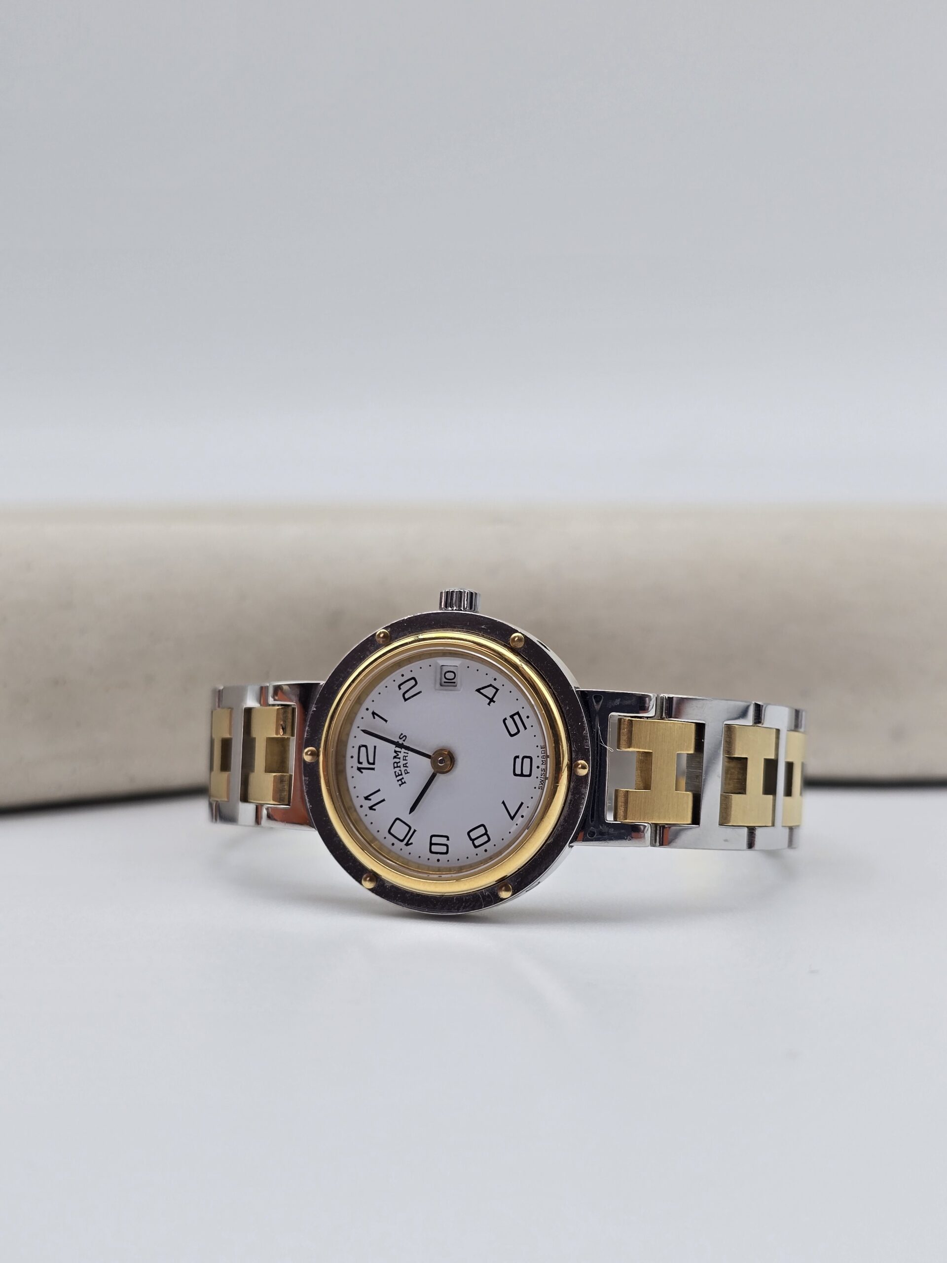 HERMES Clipper - elegancki zegarek vintage na bransolecie przód