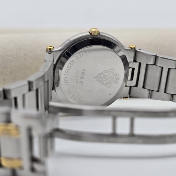 GUCCI 9000M - elegancki zegarek vintage z datownikiem, lata 90. tył