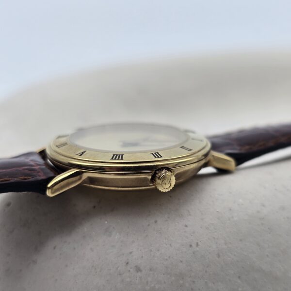 GUCCI 3000.2.L - elegancki zegarek vintage z rzymskimi indeksami koronka