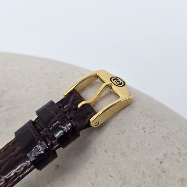 GUCCI 3000.2.L - elegancki zegarek vintage z rzymskimi indeksami zapięcie