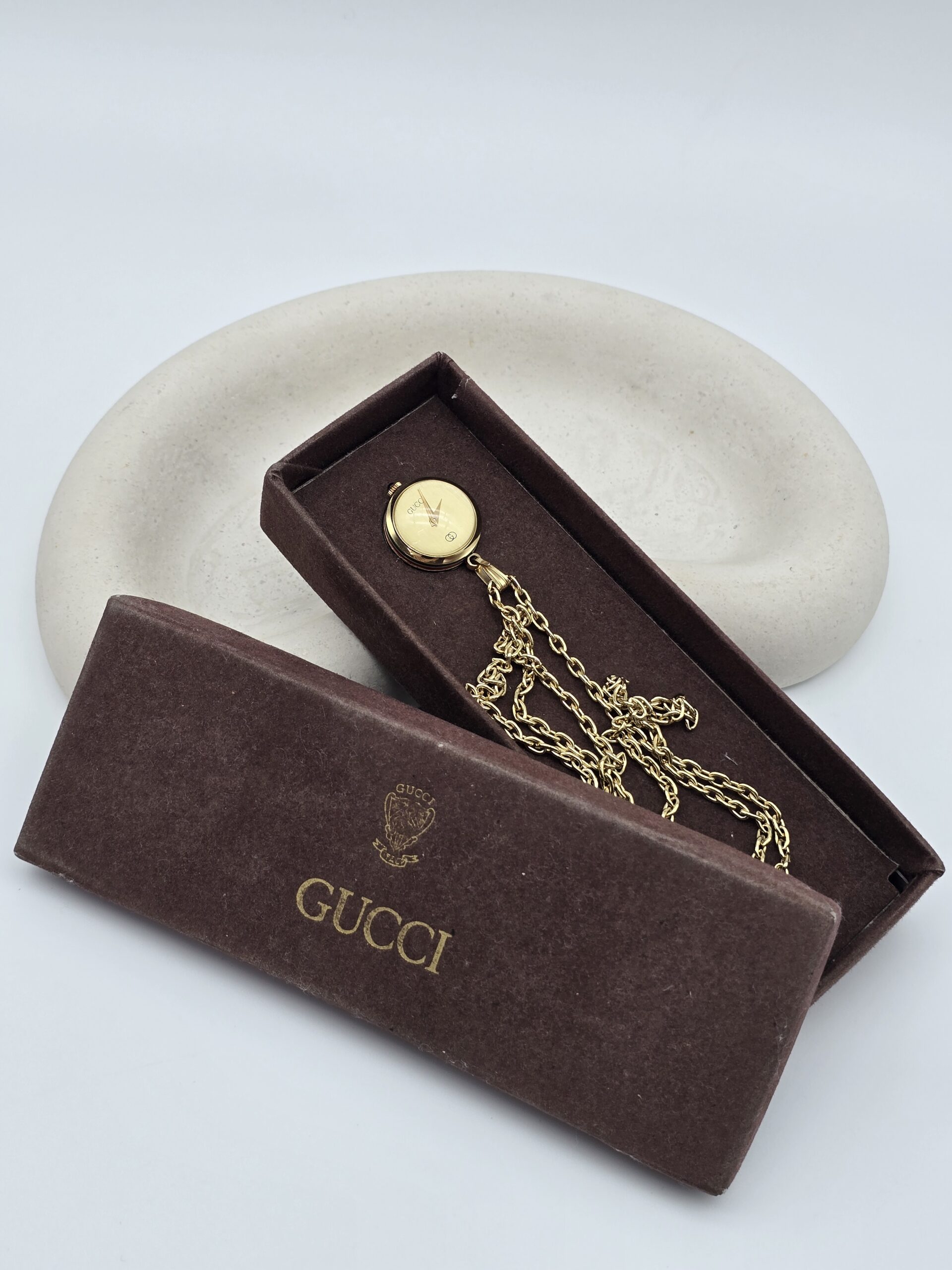 GUCCI Sherry Line - elegancki zegarek vintage w wersji naszyjnika