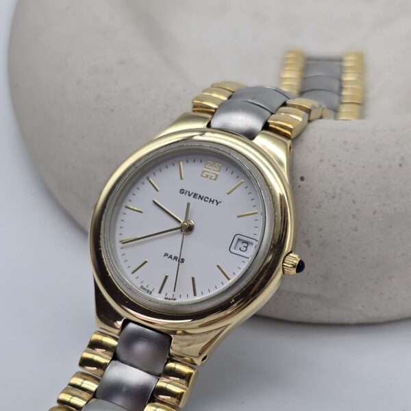 GIVENCHY - elegancki zegarek vintage na bransolecie z datownikiem front