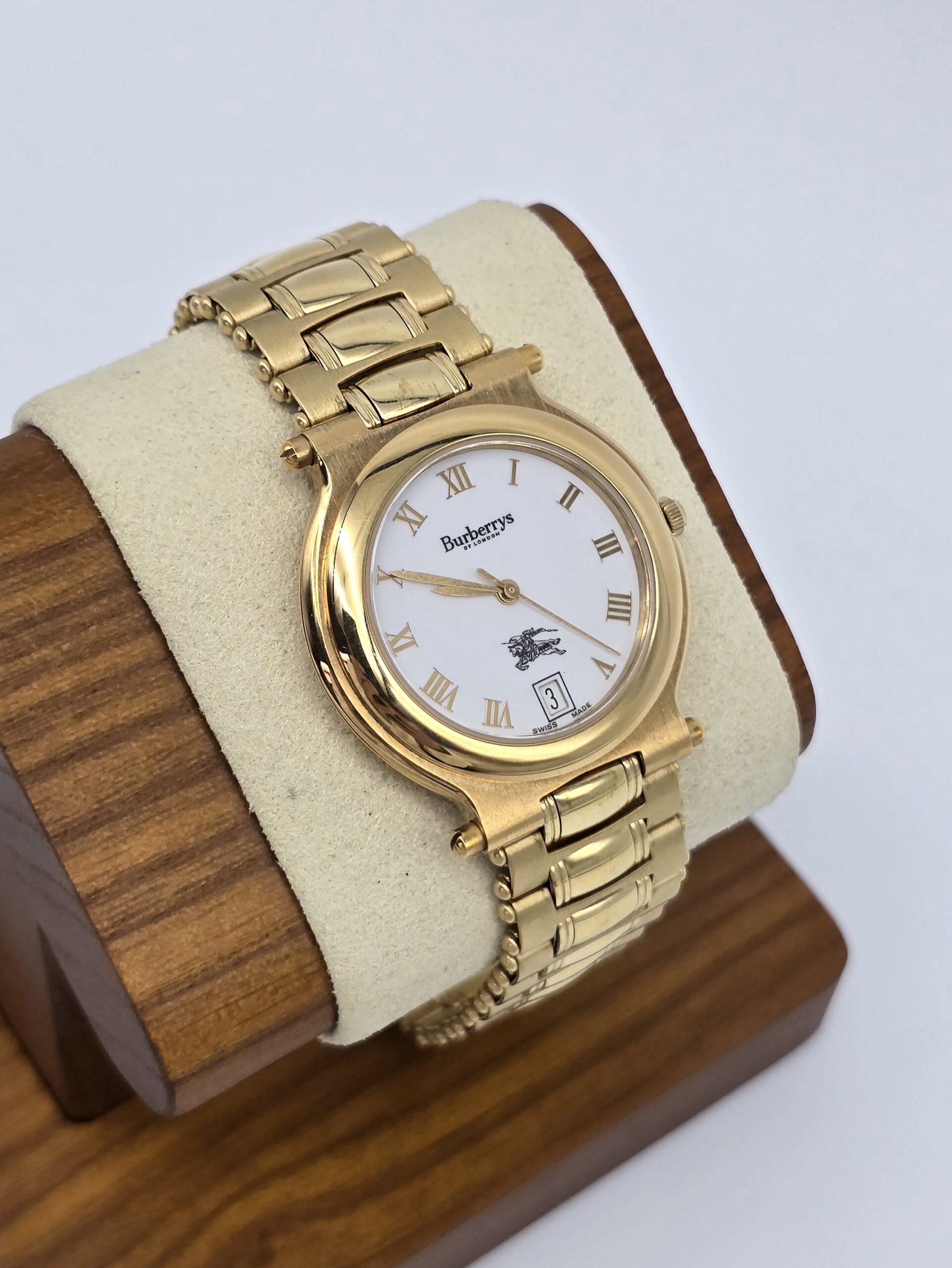 BURBERRY - elegancki zegarek vintage z rzymskimi indeksami, lata 90. stojak