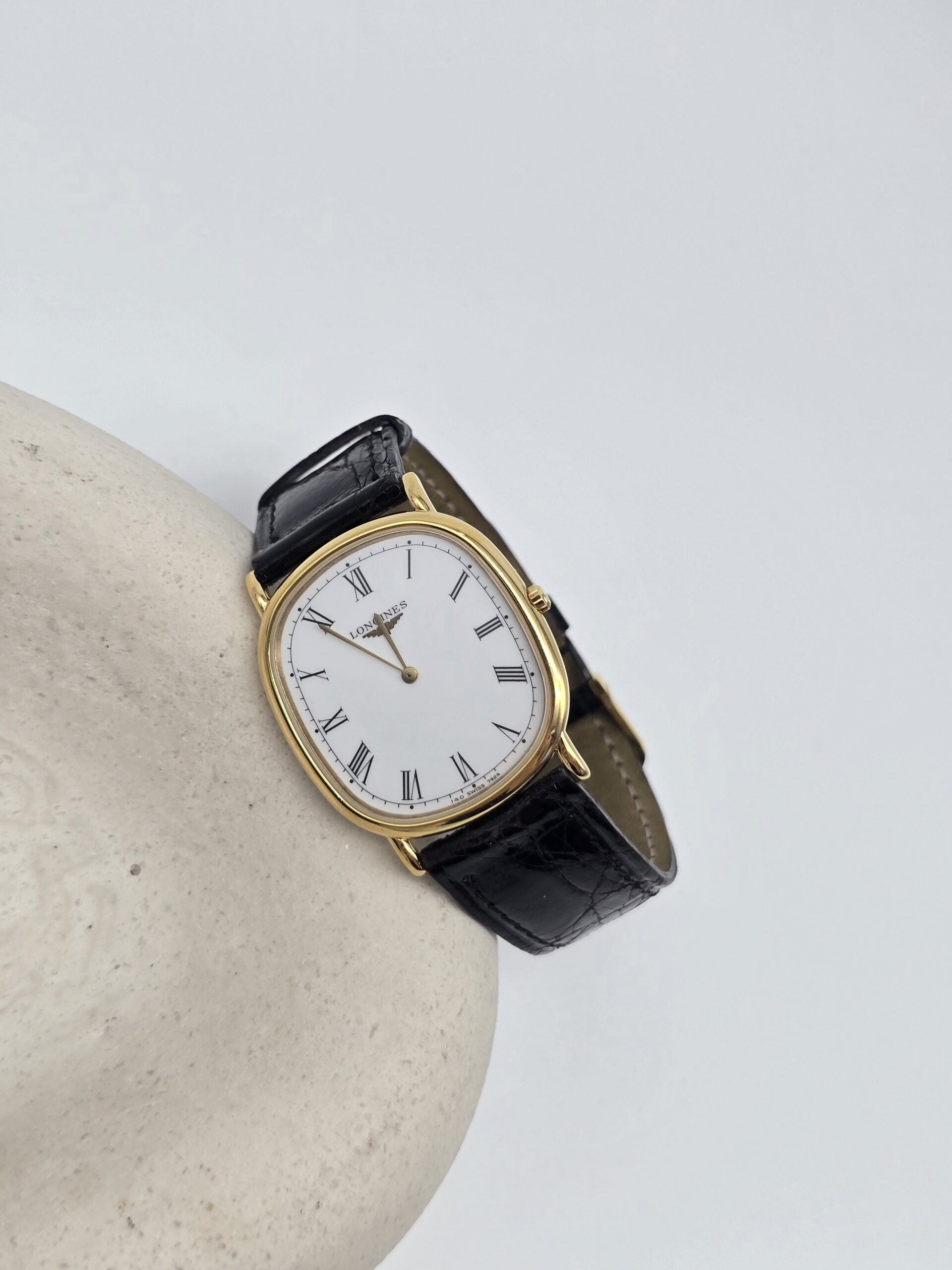 LONGINES La Grandes Classiques - klasyczny zegarek vintage z rzymskimi indeksami