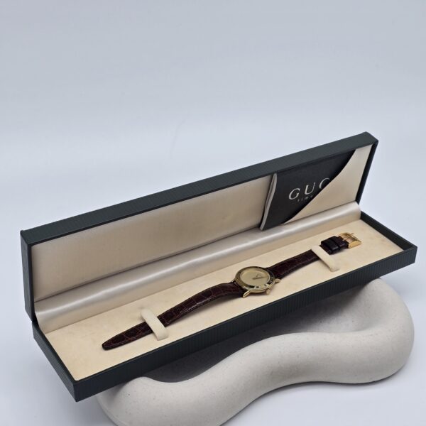 GUCCI 3000.2.L - elegancki zegarek vintage z rzymskimi indeksami