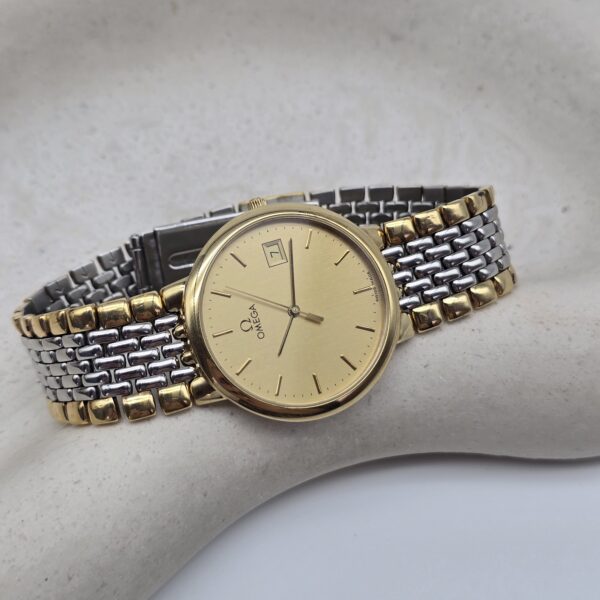 OMEGA De Ville - klasyczny zegarek vintage na bransolecie dodatek