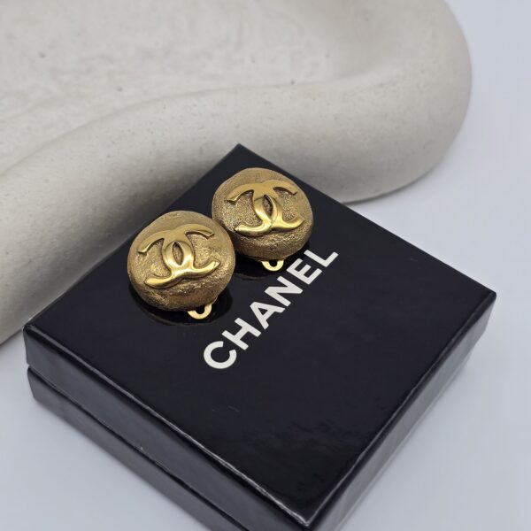 CHANEL - klipsy vintage z logo CC, lata 90.