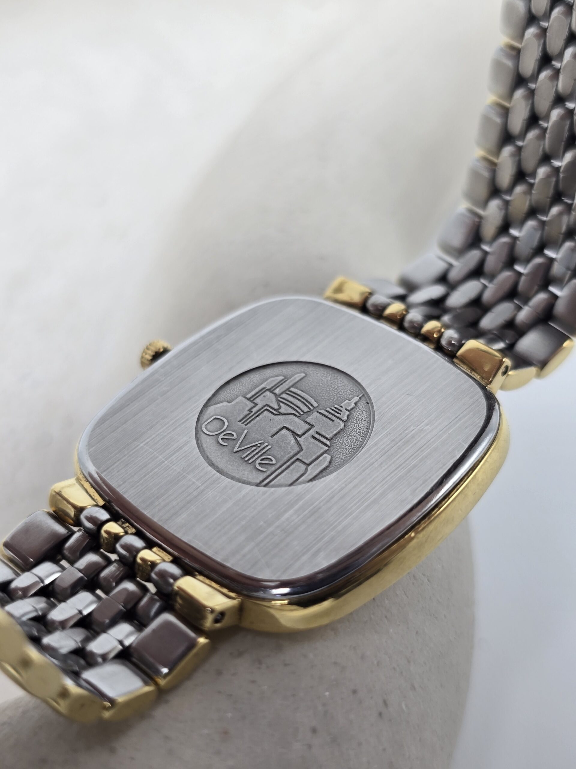 OMEGA De Ville - elegancki zegarek vintage na bransolecie tył